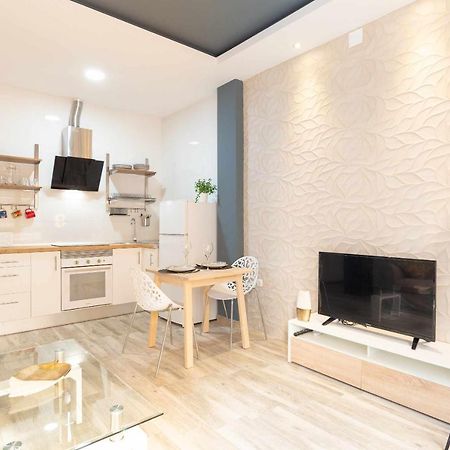 מאלגה Vialia Suites Cinema מראה חיצוני תמונה