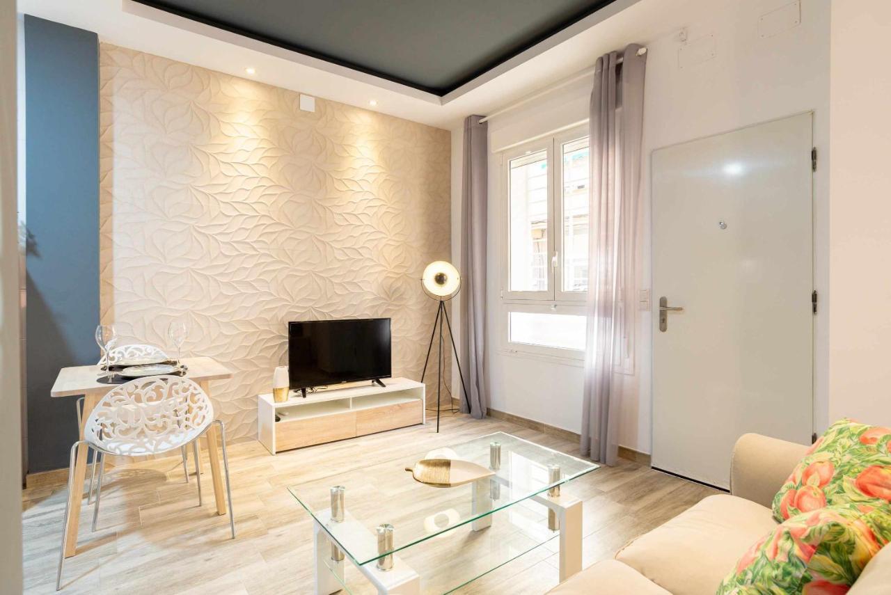 מאלגה Vialia Suites Cinema מראה חיצוני תמונה