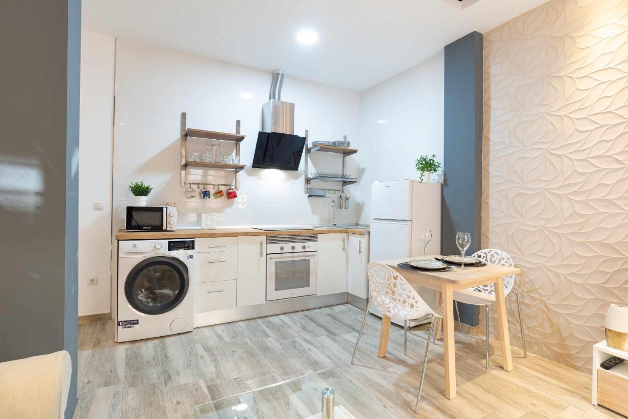 מאלגה Vialia Suites Cinema מראה חיצוני תמונה