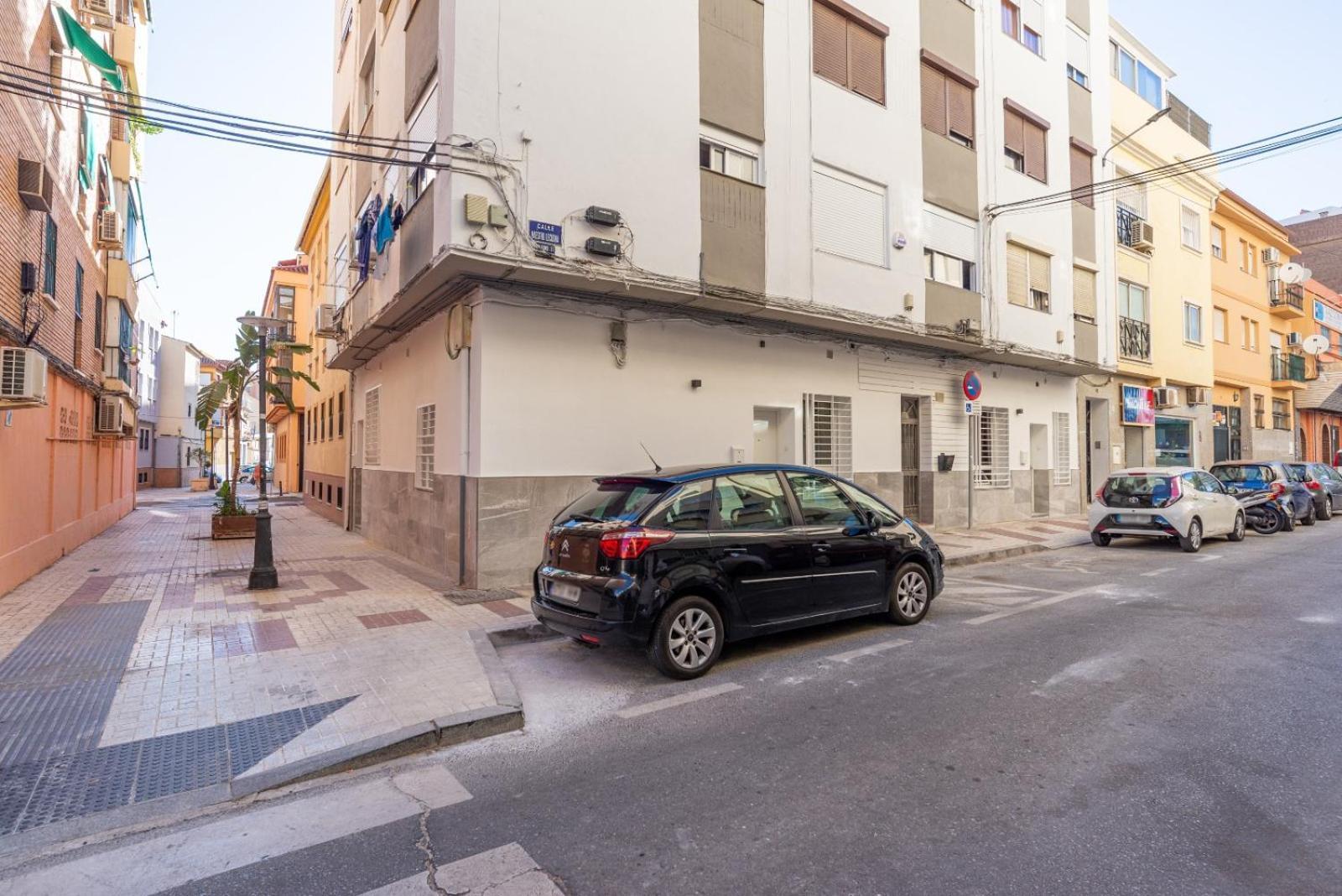 מאלגה Vialia Suites Cinema מראה חיצוני תמונה